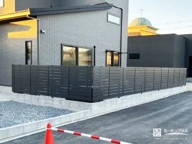 目隠しフェンスで視線と風をコントロール[施工後]