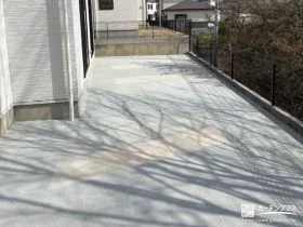 お庭から犬走りまでをフラットに整えた土間コンクリート打設工事