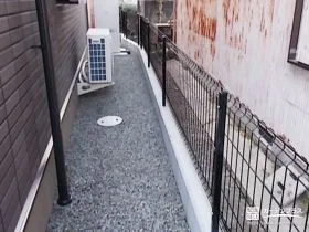 敷地境界を守るメッシュフェンス[施工後]