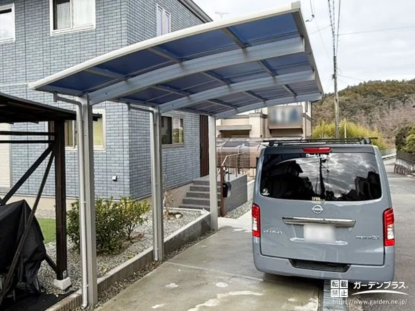 No.28801 雨や日差しからお車を守る奥行延長タイプのカーポート設置工事