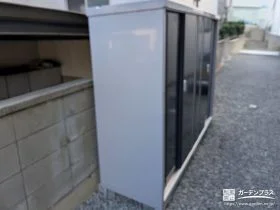 すっきりデザインのお庭の収納空間[施工後]
