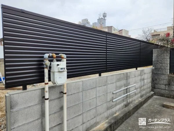 No.28817 道路からの気になる視線をしっかりとカットするフェンス工事