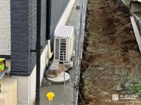 しっかり雑草対策をした犬走り[施工後]