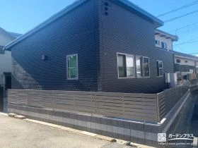 道路からの視線をカットする目隠しフェンス[施工後]