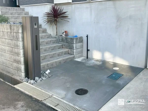 刷毛引き仕上げで機能とデザインを両立