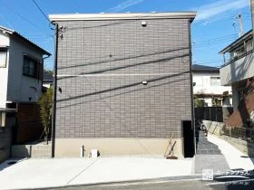 シンプルで使いやすい駐車スペース設計