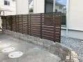 圧迫感を与えず視線をカットする目隠しフェンス
