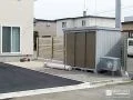 お車のお手入れ用品の収納に便利な物置
