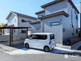 来客時も安心の土間コンクリートで舗装した駐車スペース[施工後]