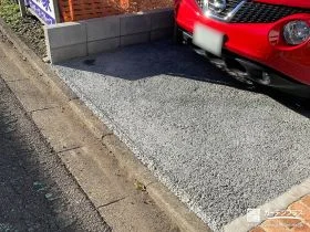 透水性の高いコンクリートで舗装した駐車スぺース[施工後]