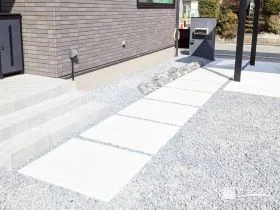歩きやすさと印象を両立するアプローチ設計