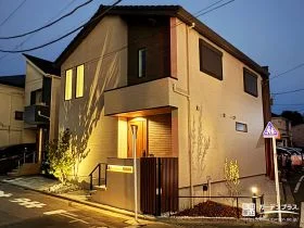 夜の表情をつくる、植栽のシャドーライティング