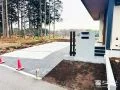 平屋の開放感はそのままに。視線を整えて安心をつくるオープン新築外構