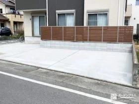 駐車スペースを拡張しお庭入り口にはフェンスを設置した工事