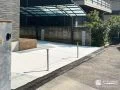 さりげなく守る“キー付き車止め”