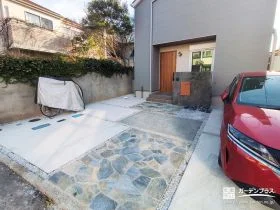 シンプルの中に個性が光るナチュラルモダンな新築外構