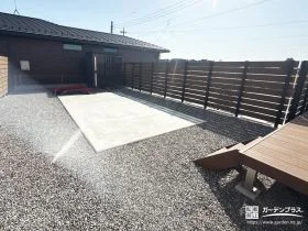 視線も安心も整える、ペットと過ごせる庭空間[施工後]