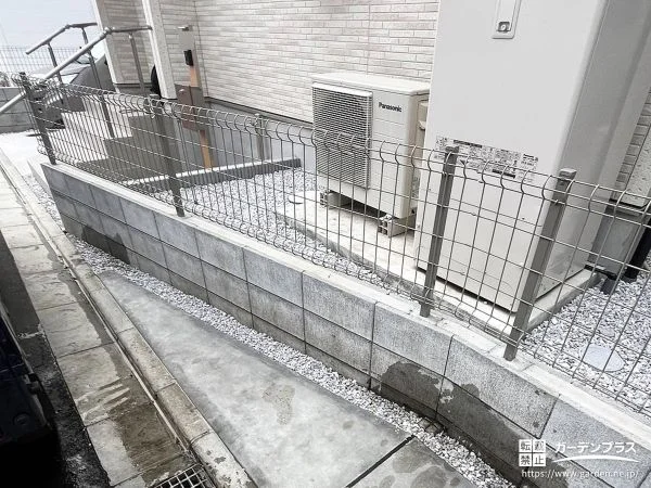 圧迫感を感じさせない境界フェンスで敷地を区切るお庭周り工事