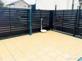 LIXIL「グレイスランド」のタイルテラスで叶えた、おしゃれなお庭デザイン[施工後]