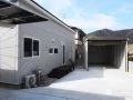 愛車のメンテナンススペースとしても活躍するガレージ