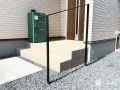 無駄のないデザインがスタイリッシュな手すり
