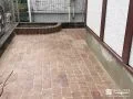 温かみのあるデザインのレンガを敷き詰めた駐輪スぺース工事