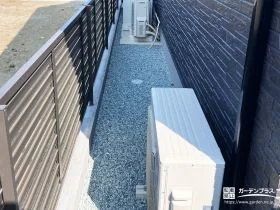 砂利敷きの犬走りで、建物まわりをすっきり清潔に[施工後]