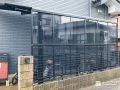 雨風を防ぎ自転車を守るサイドパネル付きサイクルポート設置工事