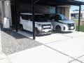 カーポートと人工芝で快適に暮らす新築オープン外構
