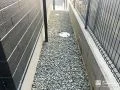 防草シートと砂利敷きで美観を保ちやすい犬走りへ