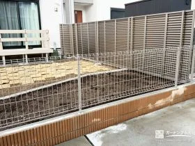 高尺目隠しフェンスで叶えた、視線を気にせず過ごせる主庭空間[施工後]