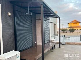 テラス屋根と広々デッキの設置で快適に過ごせるお庭づくり工事