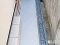 雑草対策をした犬走り
