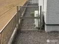 お庭で遊ぶワンちゃんの飛び出しを防ぐ門扉を設置した工事