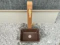 木調デザインが映える使い勝手のよい立水栓を設置した工事