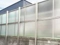 視線をやわらかく遮る半透明パネルの目隠しフェンス設置工事