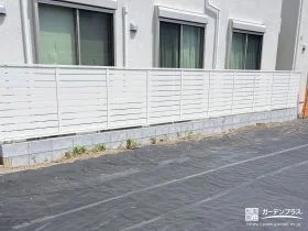 愛犬が安心して過ごせる目隠しフェンスとスロープ設置工事
