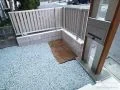 雑草対策を施した前庭