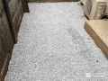砂利敷きで整えたお庭