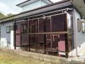 洗濯物干しにも便利なテラス囲いとウッドデッキの設置工事