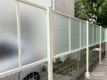 光を取り込みながら視線を遮る目隠しフェンスを設置した工事