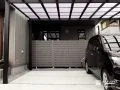 視線をやさしく遮り、外観のアクセントにもなる目隠しフェンス