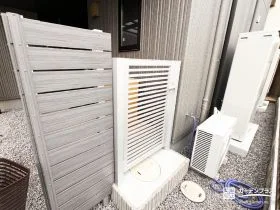 門扉とステップで叶えた、安心して過ごせるプライベートガーデン[施工後]