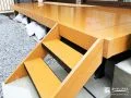 家族だけの時間を楽しめるウッドデッキ空間