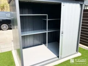 棚付きだから使いやすい、整理整頓しやすい収納空間[施工後]