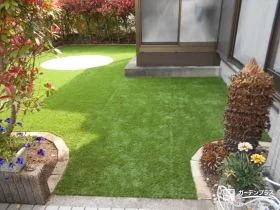 緑鮮やかでローメンスなリラックスできるお庭をつくった工事