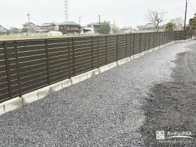 広い敷地を守る目隠しフェンス[施工後]