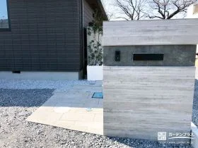 2種類のタイルがおしゃれな存在感のある門まわり[施工後]