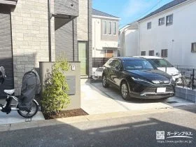 ナチュラルなデザインがモダンなお住まいを引き立てる新築外構
