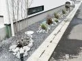 シンプルだからこそ映える、植栽と素材を楽しむ新築外構